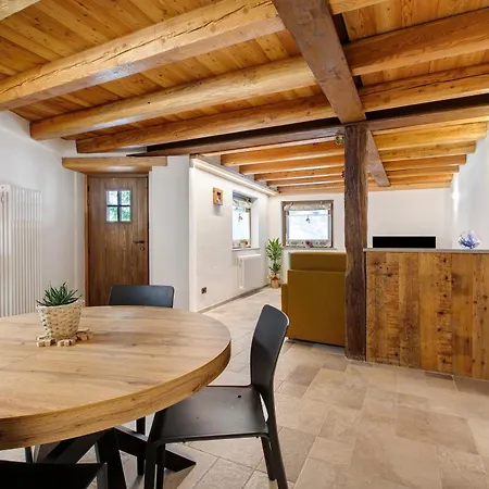 La Maison Du Brenand Apartment